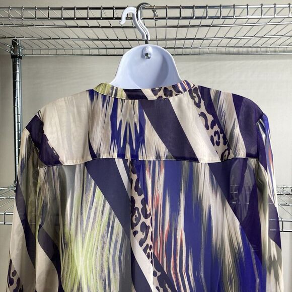 Chico's Women's‎ Swirls Apryl Shirt Size 1 Medium Flowy Oversized Art To Wear - Picture 4 of 12